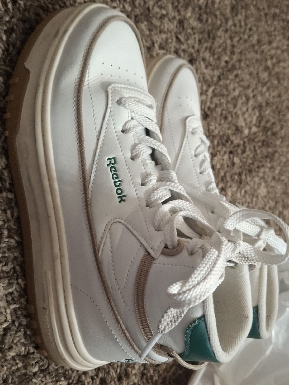 Reebok White Sneakers with Teal Logo and Gum Outsole - Kids